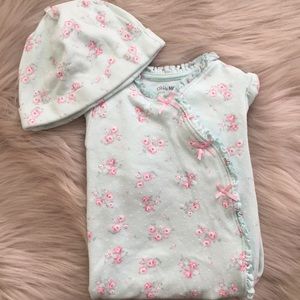Floral Toss Footie & Hat 2-Piece Set